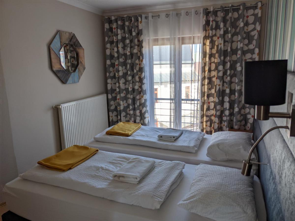 Minaret Apartman Eger Bagian luar foto
