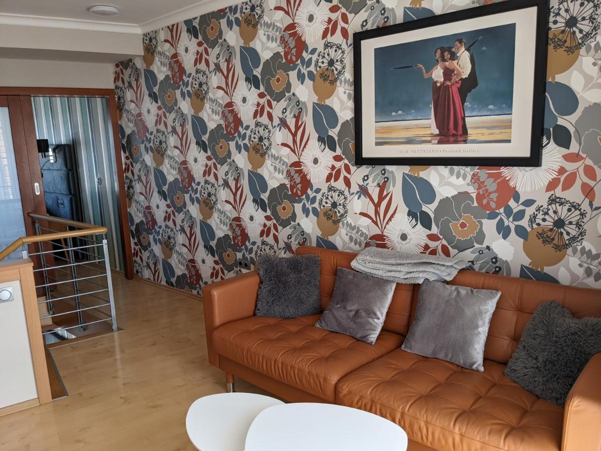 Minaret Apartman Eger Bagian luar foto