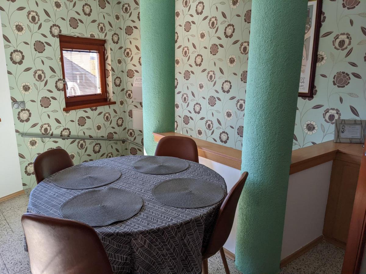 Minaret Apartman Eger Bagian luar foto