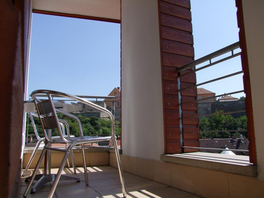 Minaret Apartman Eger Ruang foto